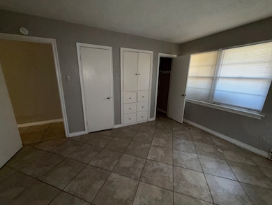 1805 Arrow Ln, Garland, TX 75042 - photo 7