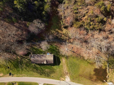 16801 Trace Rd, Rush, KY 41168 - photo 3