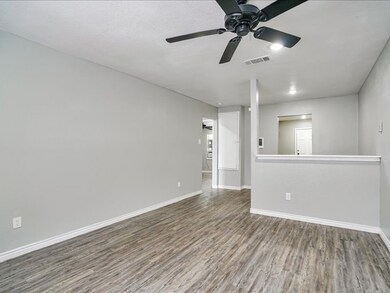 5117 Lavender St unit 5127, Houston, TX 77026 - photo 3