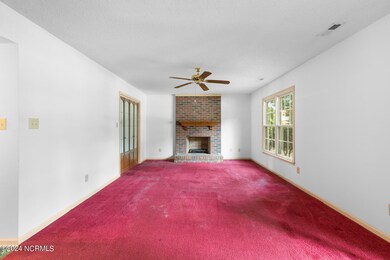 102 Carlisle Ct, Jacksonville, NC 28546 - photo 5