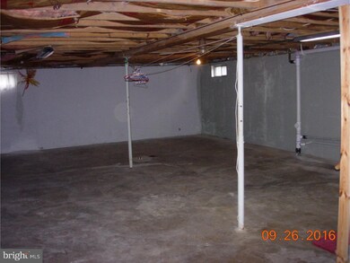 127 Cumberland Ave, Tamaqua, PA 18252 - photo 2