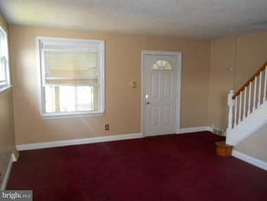 203 Willowbrook Ave, Folsom, PA 19033 - photo 4