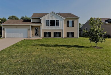 1616 Crescent-2