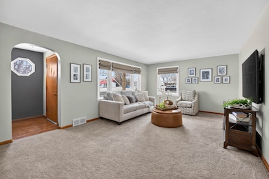 1120 S 6th St, de Pere, WI 54115 - photo 2