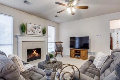 7016 Frost Ln, Denton, TX 76210 - photo 4