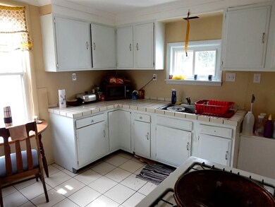 730 3rd Ave, Troy, NY 12182 - photo 2