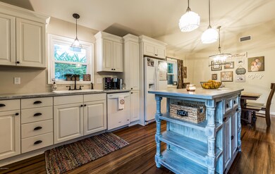 Kitchen 3
