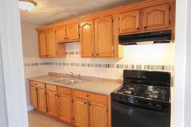 524 Charles St unit 2R, Providence, RI 02904 - photo 3