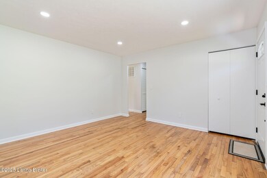 10518 Fairview Ave-19