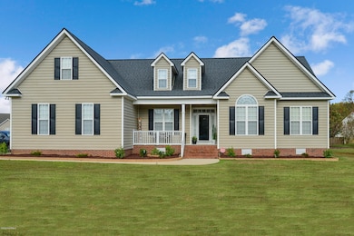 627 Milton Dr, Winterville, NC 28590 - photo 2