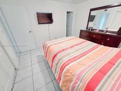 10375 N Kendall Dr unit J7, Miami, FL 33176 - photo 4
