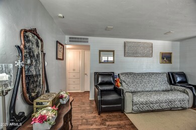 550 S Allen, Mesa, AZ 85204 - photo 6