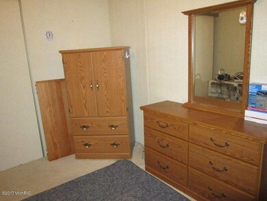 8000 Warren Woods Rd, Three Oaks, MI 49128 - photo 6