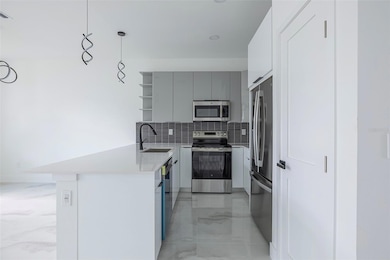 2005 Barroso St, Davenport, FL 33837 - photo 5