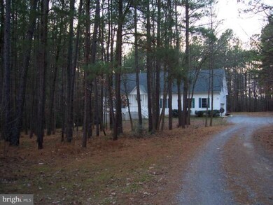 23425 Huckleberry Way, Hollywood, MD 20636 - photo 2