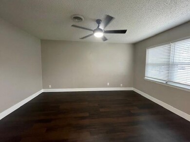 709 Oak Dr, Hurst, TX 76053 - photo 4