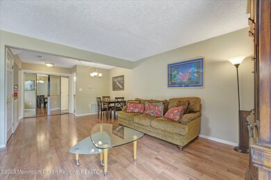 17 Dover Ct unit 175, Tinton Falls, NJ 07712 - photo 7