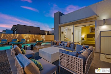 929 Bernardi Ln, Palm Springs, CA 92262 - photo 2