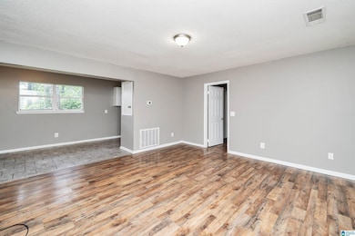 133 Persimmon St, Forestdale, AL 35214 - photo 7