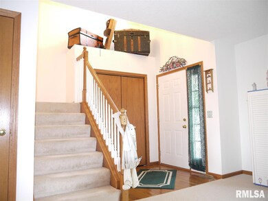 1641 W 65th St, Davenport, IA 52806 - photo 6