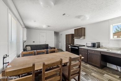 20872 E Park View Ln, Cordes Lakes, AZ 86333 - photo 4