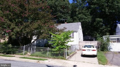 7724 Emerson Rd, Hyattsville, MD 20784 - photo 5