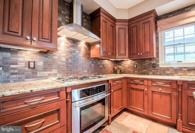 11611 Hunters Run Dr, Cockeysville, MD 21030 - photo 5