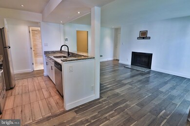 130 Duvall Ln unit 303, Gaithersburg, MD 20877 - photo 7