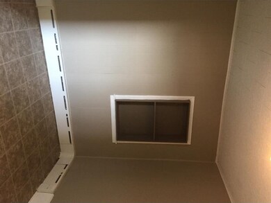 816 Upland Ave, Reading, PA 19607 - photo 4