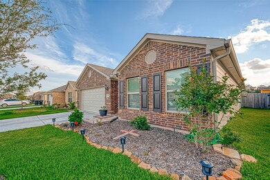 634 E Fairway Lake Dr, Alvin, TX 77511 - photo 6