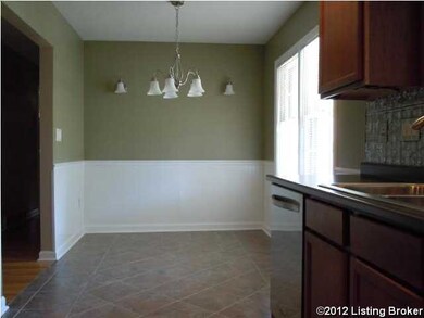 9200 Hudson Ln, Louisville, KY 40291 - photo 6