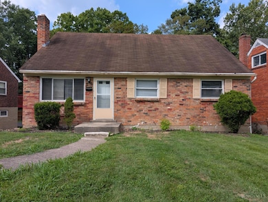 1395 Tallberry Dr, Cincinnati, OH 45230 - photo 2