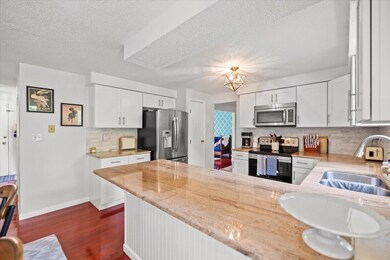 11-Kitchen