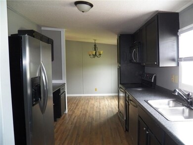 1041 Doyle St, Westminster, SC 29693 - photo 2