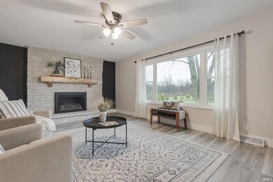 6198 N 900 E, New Carlisle, IN 46552 - photo 4