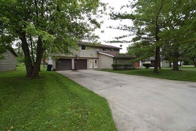 204 W Charter Dr, Muncie, IN 47303 - photo 2