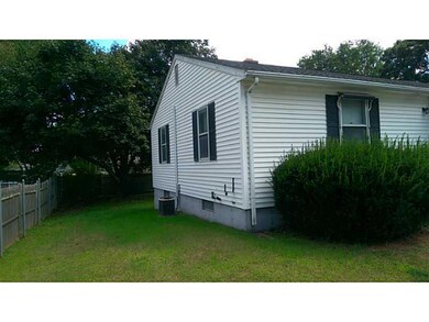 885 Middlebridge Rd, Wakefield, RI 02879 - photo 4