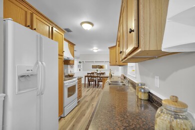 7372 Wending Ct S, Jacksonville, FL 32244 - photo 7