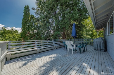 1810 8th St NE, East Wenatchee, WA 98802 - photo 4