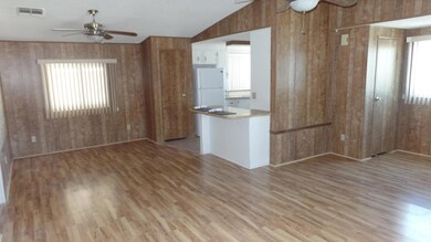 8315 E Calypso Ave 008