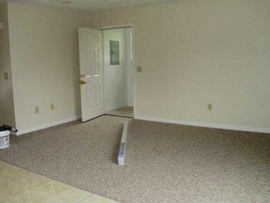 10 Massie Ave, Providence, RI 02905 - photo 3