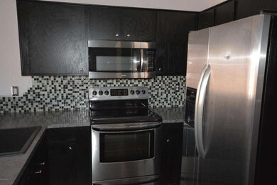 STAINLESS APPLIANCES