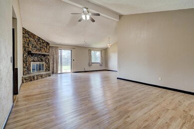 5600 NW 67th St, Warr Acres, OK 73132 - photo 7