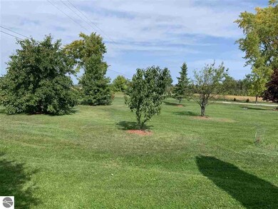 585 S Tonkey Rd, Au Gres, MI 48703 - photo 6