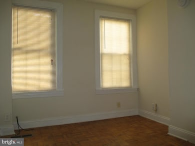 870 W Lombard St, Baltimore, MD 21201 - photo 6