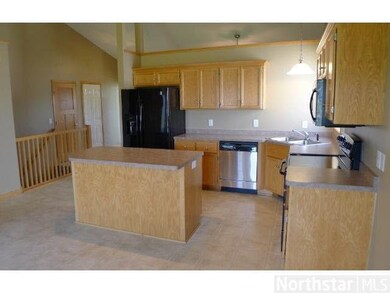 8586 Gatewater Dr, Monticello, MN 55362 - photo 5