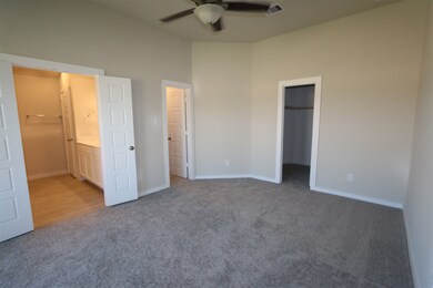 1240 Lancer Leap Dr, Alvin, TX 77511 - photo 3