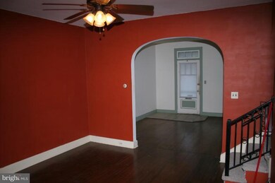 645 S 4th St, Chambersburg, PA 17201 - photo 2