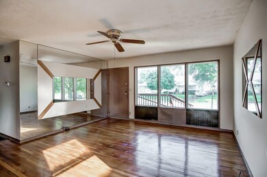 1285 Evaline Dr, Columbus, OH 43224 - photo 3