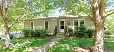 100 Elm St, Windsor, MO 65360 - photo 2